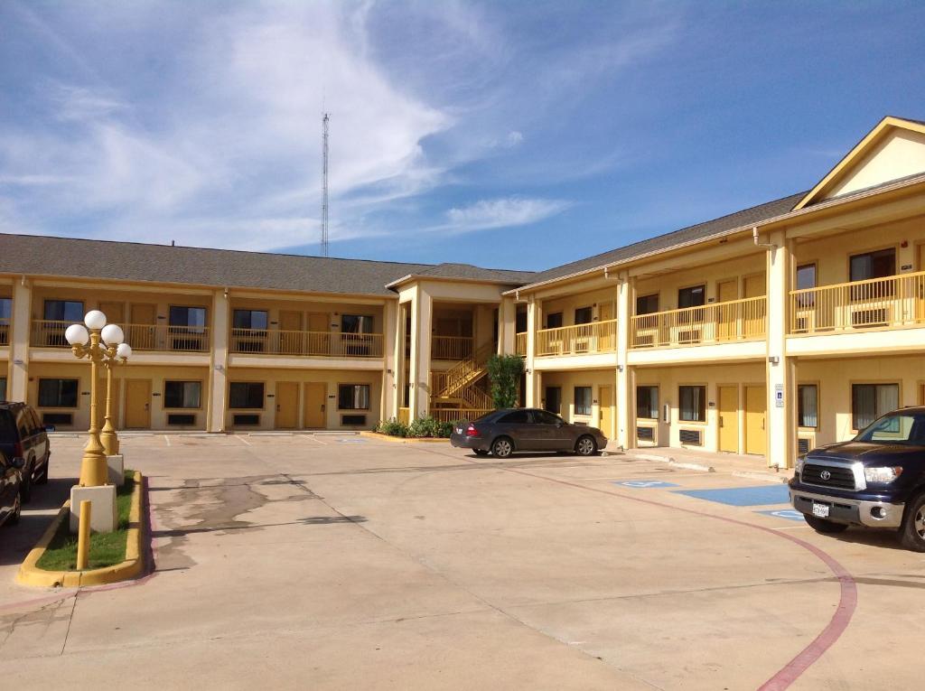 Budgetel Inn And Suites Hearne Exteriör bild