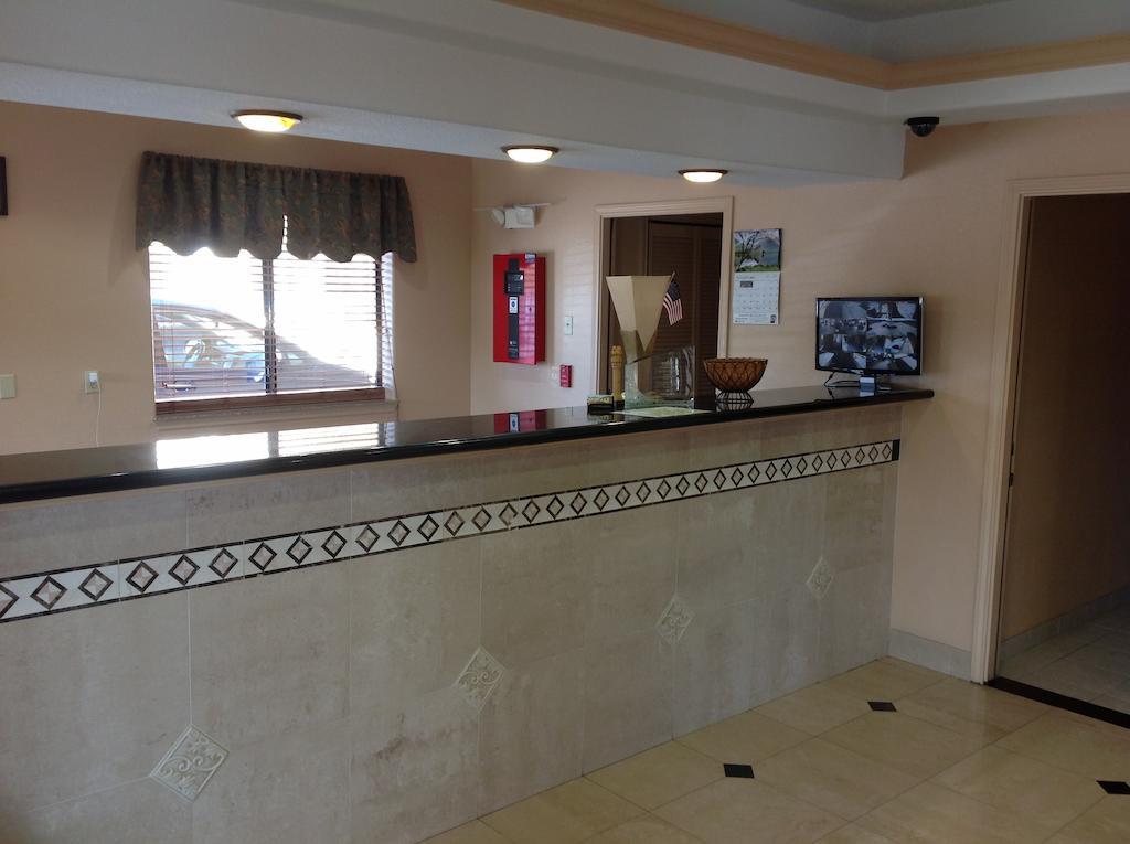 Budgetel Inn And Suites Hearne Exteriör bild